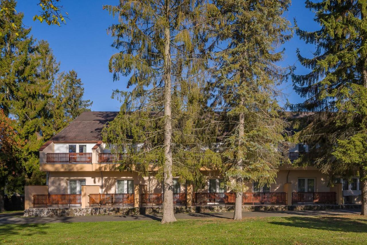 Lipicai Hotel Es Etterem Szilvásvárad Exteriér fotografie