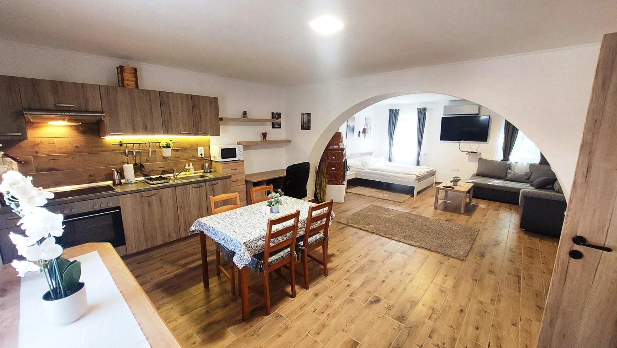 Lipicai Hotel Es Etterem Szilvásvárad Exteriér fotografie